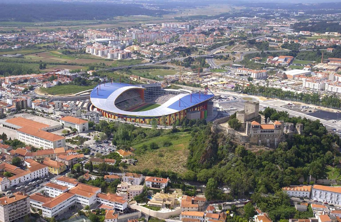 Estádio Municipal Dr. Magalhães, Leiria